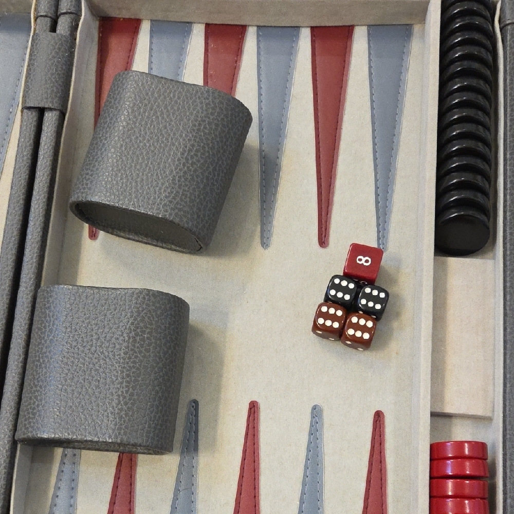 Gray and Red Backgammon Set - Picture 6 of 9